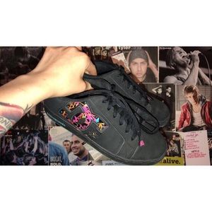 DC Skate Shoes